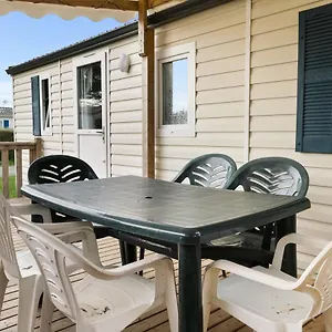 https://vacanceselect-mobil-homes-camping-la-masia-blanes.topcostabravahotels.com